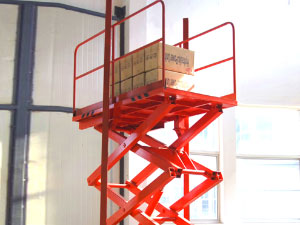 輕型液壓升降貨梯