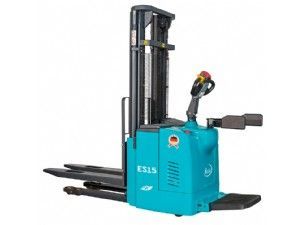 1.5噸電動托盤堆高車